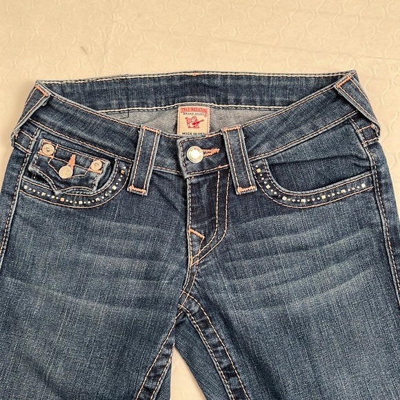 True Religion medium wash rose stitch straight jeans with crystal back pockets - Picture 15 of 16